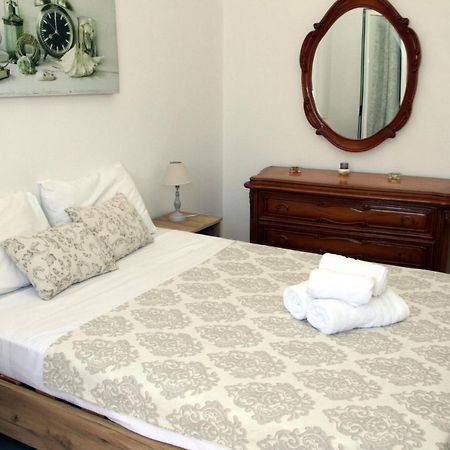 Modern Apartment In The Center Of Heraklion C Ngoại thất bức ảnh
